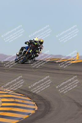 media/Mar-12-2023-SoCal Trackdays (Sun) [[d4c8249724]]/Turns 9 and 10 (1020am)/